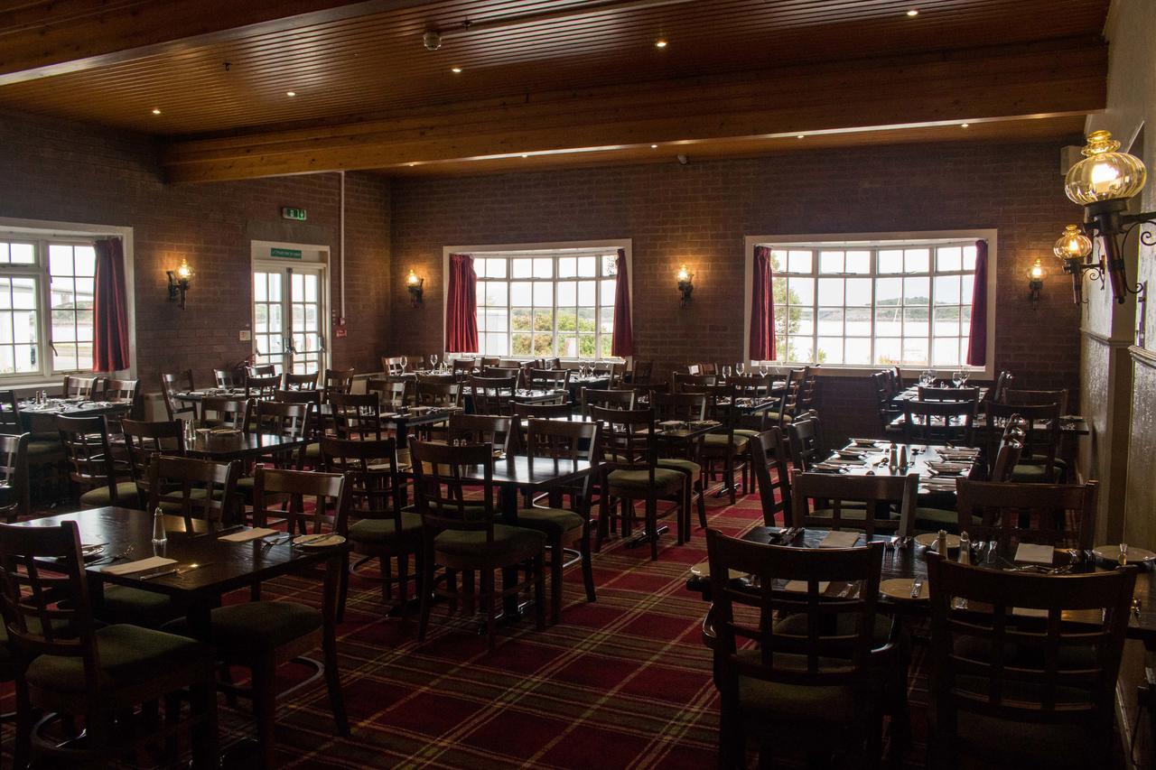 Kings Arms Hotel - A Bespoke Hotel Kyleakin Exteriör bild